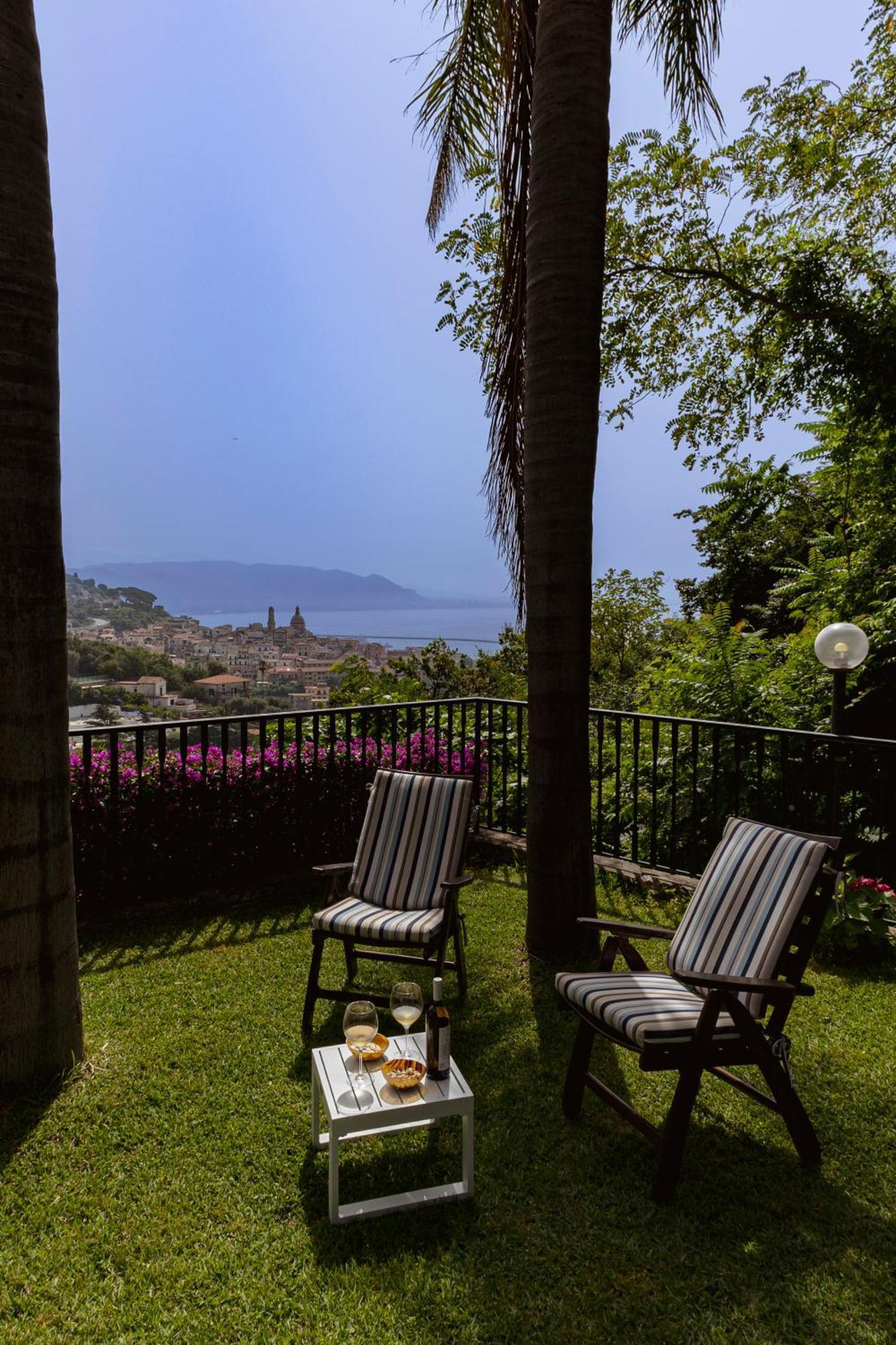 Villa Lilia Vietri Екстериор снимка
